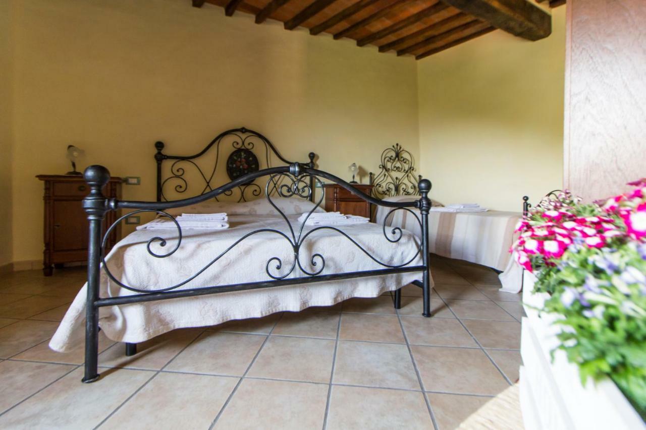 Ferienwohnung Le Dame Del Borgo Sassetta Exterior foto