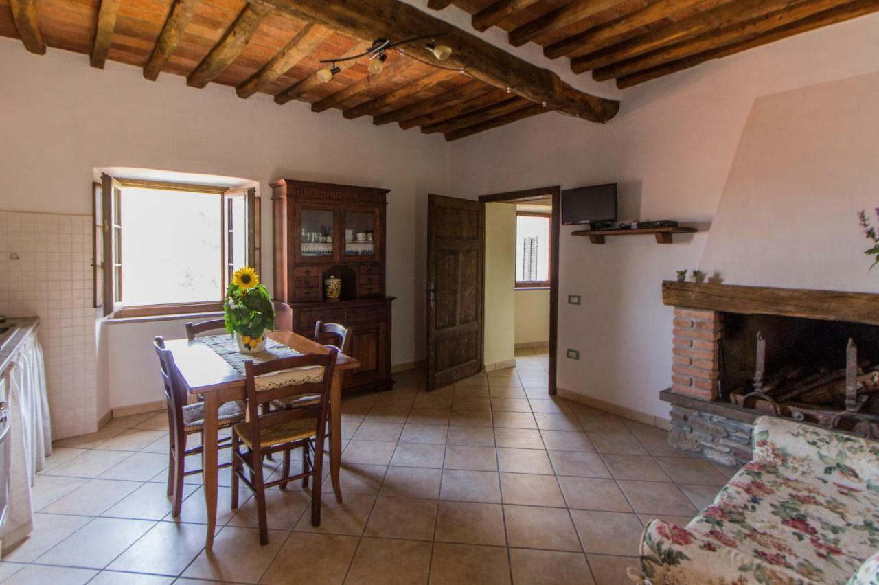 Ferienwohnung Le Dame Del Borgo Sassetta Exterior foto